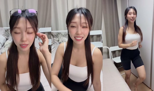 .__.l__e__m__o__n__ TikTok Live — Oct 7, 2026, 11:57 AM