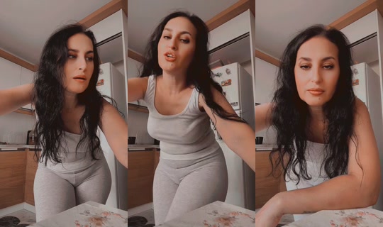 .canan35 TikTok Live — Aug 25, 2026, 4:49 AM