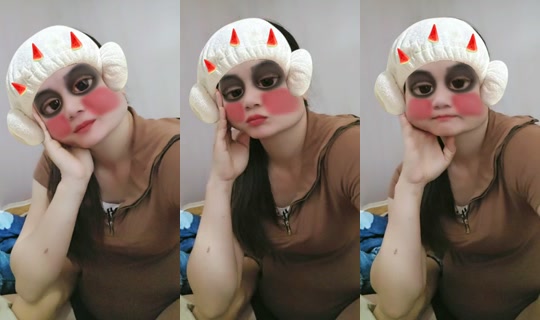.mommi2 TikTok Live — Oct 7, 2026, 9:29 PM
