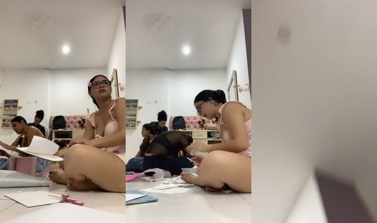 .tinnaa TikTok Live — Sep 9, 2026, 11:24 PM