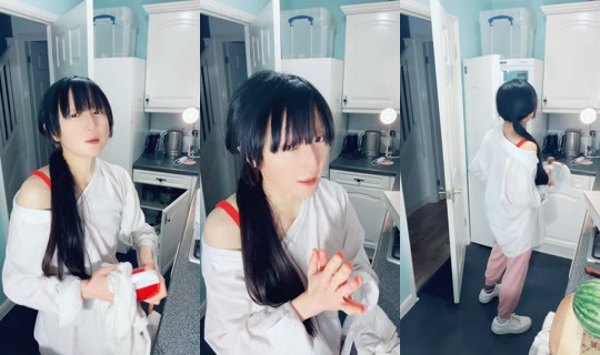 11o___________ TikTok Live — Sep 25, 2026, 10:42 PM