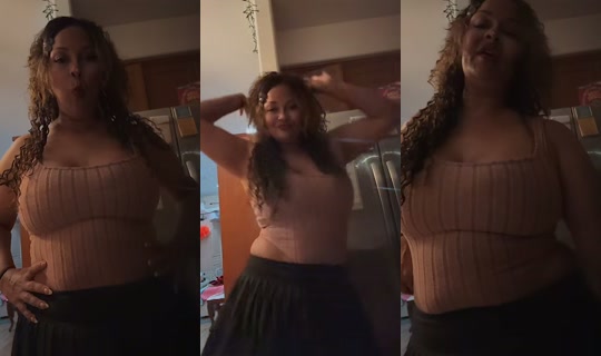 1sunshine562 TikTok Live — Aug 22, 2026, 7:00 AM