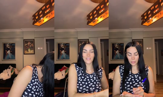 2.ellerim TikTok Live — Sep 1, 2026, 10:16 PM