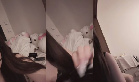2_mxthy2 TikTok Live — Aug 23, 2026, 4:14 PM