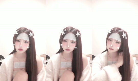2_mxthy2 TikTok Live — Oct 3, 2026, 10:37 AM