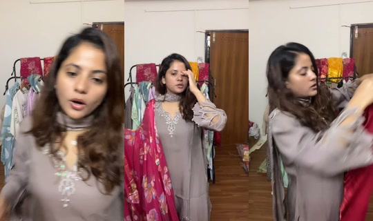 3_sisters_collection0 TikTok Live — Oct 8, 2026, 4:40 PM