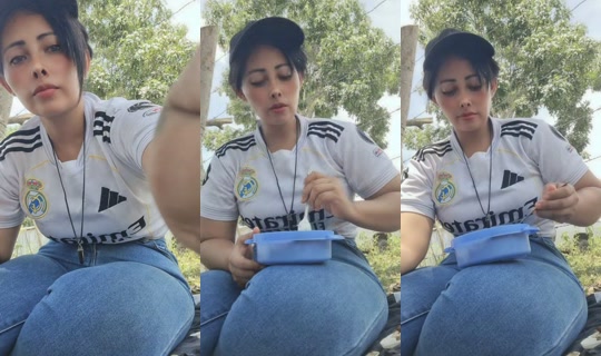 3sponjita.702 TikTok Live — Aug 27, 2026, 5:34 PM
