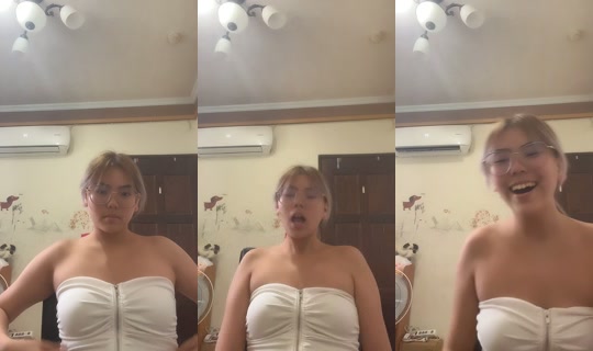 829.2100 TikTok Live — Sep 30, 2026, 4:51 AM