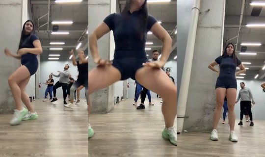 94bella TikTok Live — Aug 27, 2026, 1:15 AM