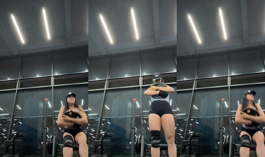 94bella TikTok Live — Aug 28, 2026, 10:57 AM