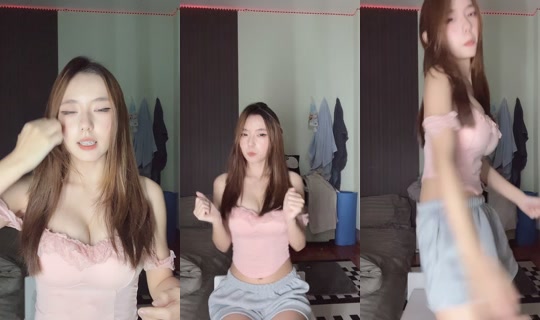 _.moomin1 TikTok Live — Oct 7, 2026, 11:51 AM