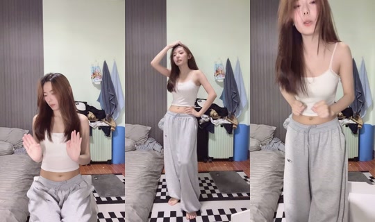 _.moomin1 TikTok Live — Oct 8, 2026, 9:42 AM