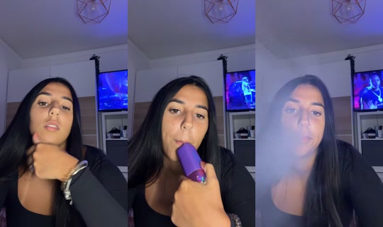___adriianaa____ TikTok Live — Aug 21, 2026, 11:07 PM