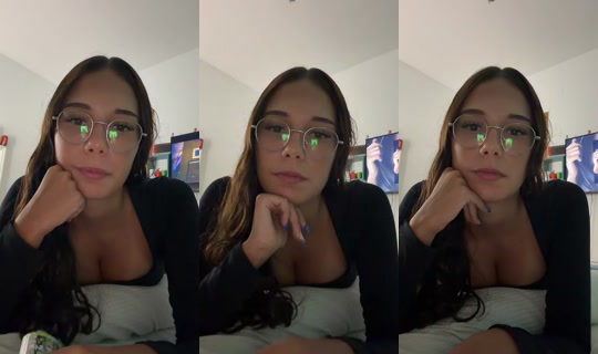 __aainhooaa__ TikTok Live — Sep 1, 2026, 10:11 PM