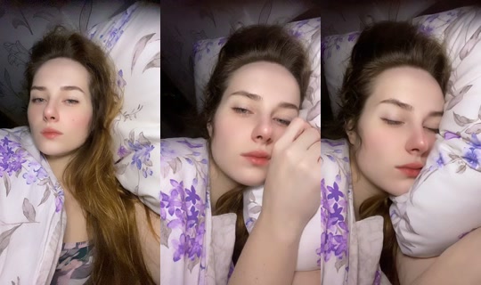 __charming_moon__ TikTok Live — Sep 28, 2026, 7:19 PM