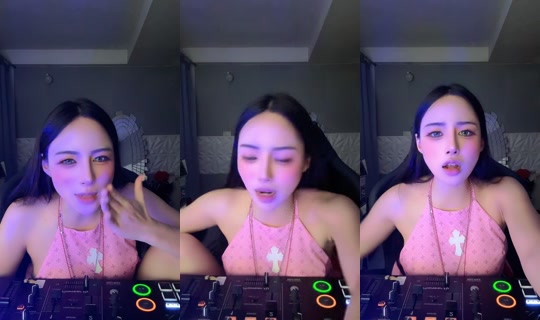 _heejin.ha_ TikTok Live — Aug 29, 2026, 8:49 PM