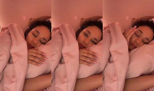 _kitty_xo__ TikTok Live — Oct 4, 2026, 3:02 PM