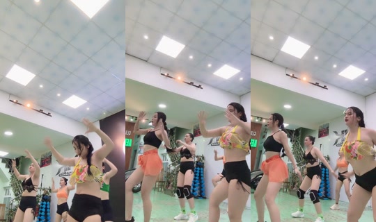 _lam1404_ TikTok Live — Oct 2, 2026, 12:00 PM
