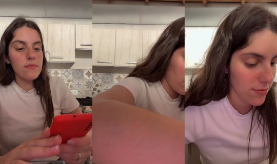 _lariibruz TikTok Live — Aug 28, 2026, 7:33 PM