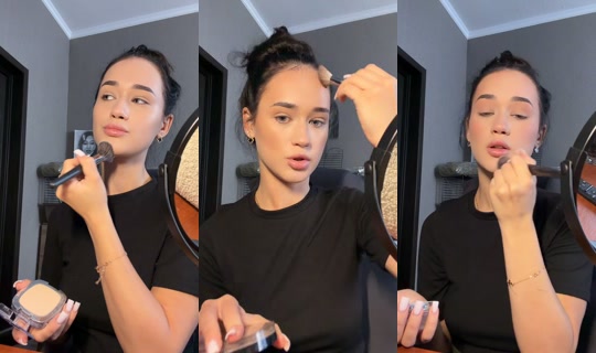 _mona_lizaaa__ TikTok Live — Aug 22, 2026, 12:18 PM