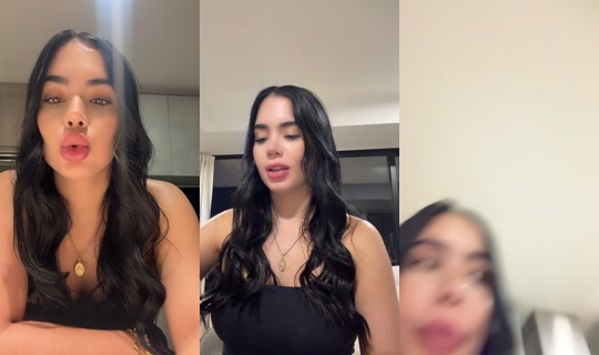 _petiteroxy TikTok Live — Aug 22, 2026, 12:02 AM