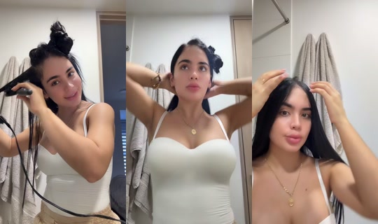 _petiteroxy TikTok Live — Sep 11, 2026, 10:30 PM