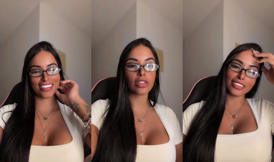 _revliss TikTok Live — Aug 26, 2026, 11:24 PM