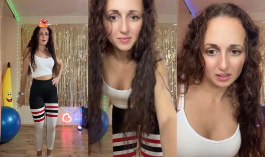 _siaasia_ TikTok Live — Oct 4, 2026, 7:29 PM