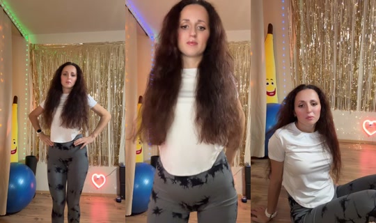 _siaasia_ TikTok Live — Oct 9, 2026, 5:32 PM