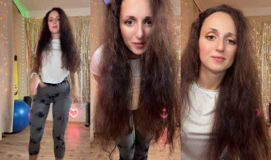 _siaasia_ TikTok Live — Oct 9, 2026, 8:05 PM