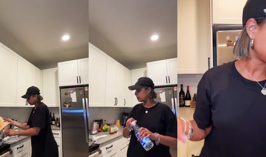 _yv.m TikTok Live — Oct 4, 2026, 12:11 AM