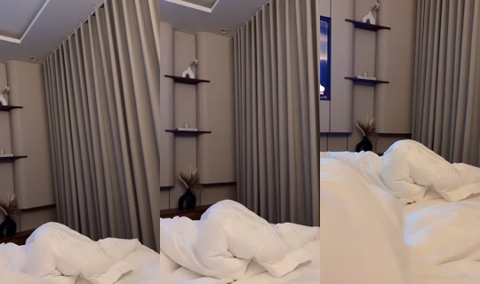aaaaaa2030_ TikTok Live — Oct 8, 2026, 1:17 AM