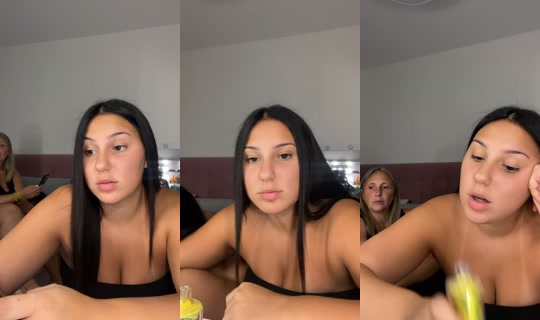 aaaiinhooaa.05 TikTok Live — Aug 30, 2026, 10:12 PM