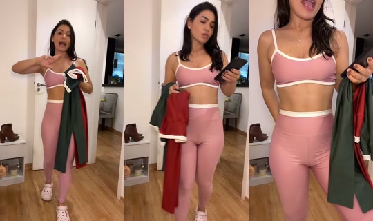 aadrianam_ TikTok Live — Oct 4, 2026, 11:50 PM