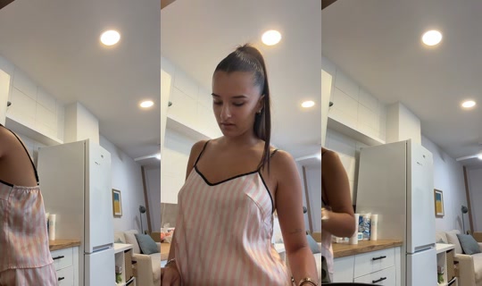 aandreacobo TikTok Live — Oct 1, 2026, 12:17 PM