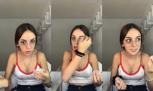 aanonimass_ TikTok Live — Oct 3, 2026, 2:45 PM