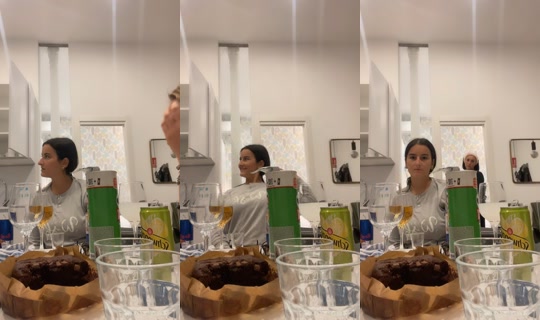 aauroramazza TikTok Live — Oct 1, 2026, 8:13 PM