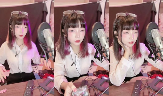 abbysing5920 TikTok Live — Oct 6, 2026, 12:09 PM