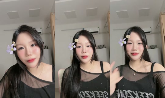 accphuquynhvani TikTok Live — Aug 27, 2026, 3:32 PM