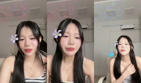 accphuquynhvani TikTok Live — Oct 4, 2026, 5:20 PM