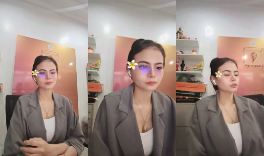 adore.en TikTok Live — Aug 30, 2026, 8:26 AM