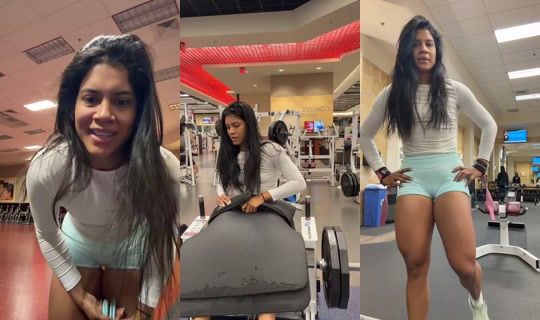 adri01490 TikTok Live — Sep 21, 2026, 1:52 PM