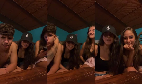 africaalopezz__ TikTok Live — Sep 13, 2026, 1:47 AM