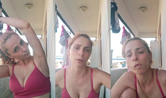 akasya321 TikTok Live — Aug 27, 2026, 2:27 PM