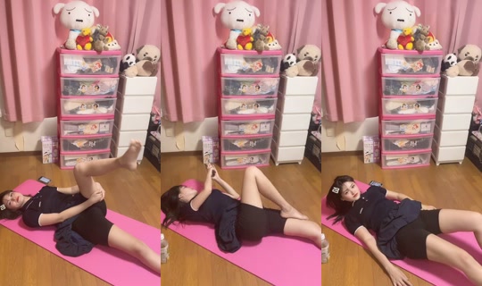aki10055 TikTok Live — Oct 3, 2026, 7:06 AM