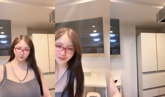 akienpitsu TikTok Live — Aug 29, 2026, 5:35 AM