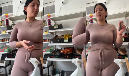 albach015 TikTok Live — Oct 4, 2026, 11:22 AM