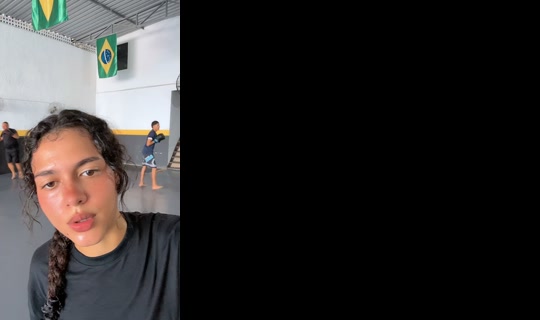 alexiacarso TikTok Live — Aug 28, 2026, 1:27 PM
