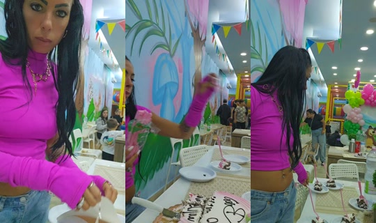 alexialandd TikTok Live — Sep 28, 2026, 7:06 PM