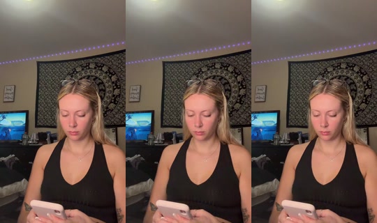 alexislee0414 TikTok Live — Oct 3, 2026, 12:32 AM